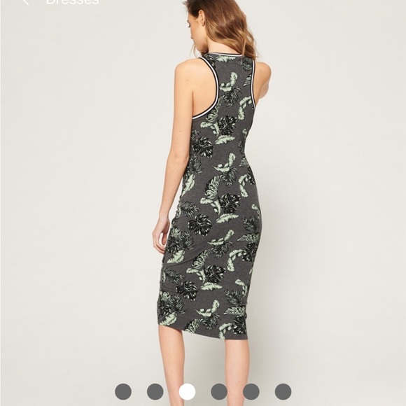 Superdry fitted midi size L - Picture 2 of 7